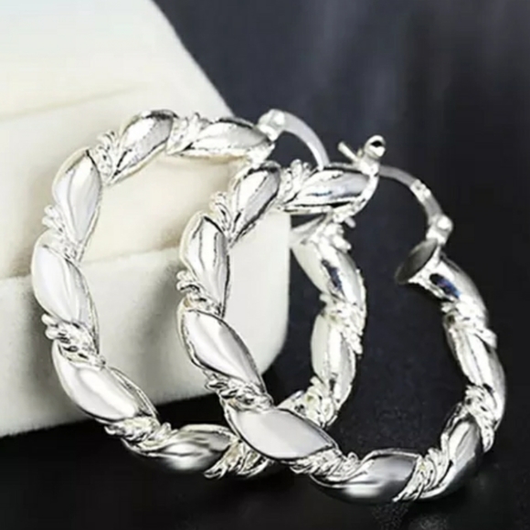 New Silver Weave Hoop Earrings - Picture 3 of 3